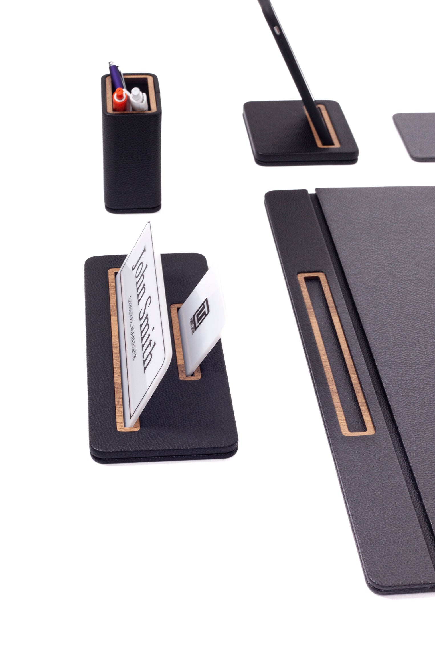 Sirus Leather Desk Set 6 Pieces Covered Model Desk With Nameplate