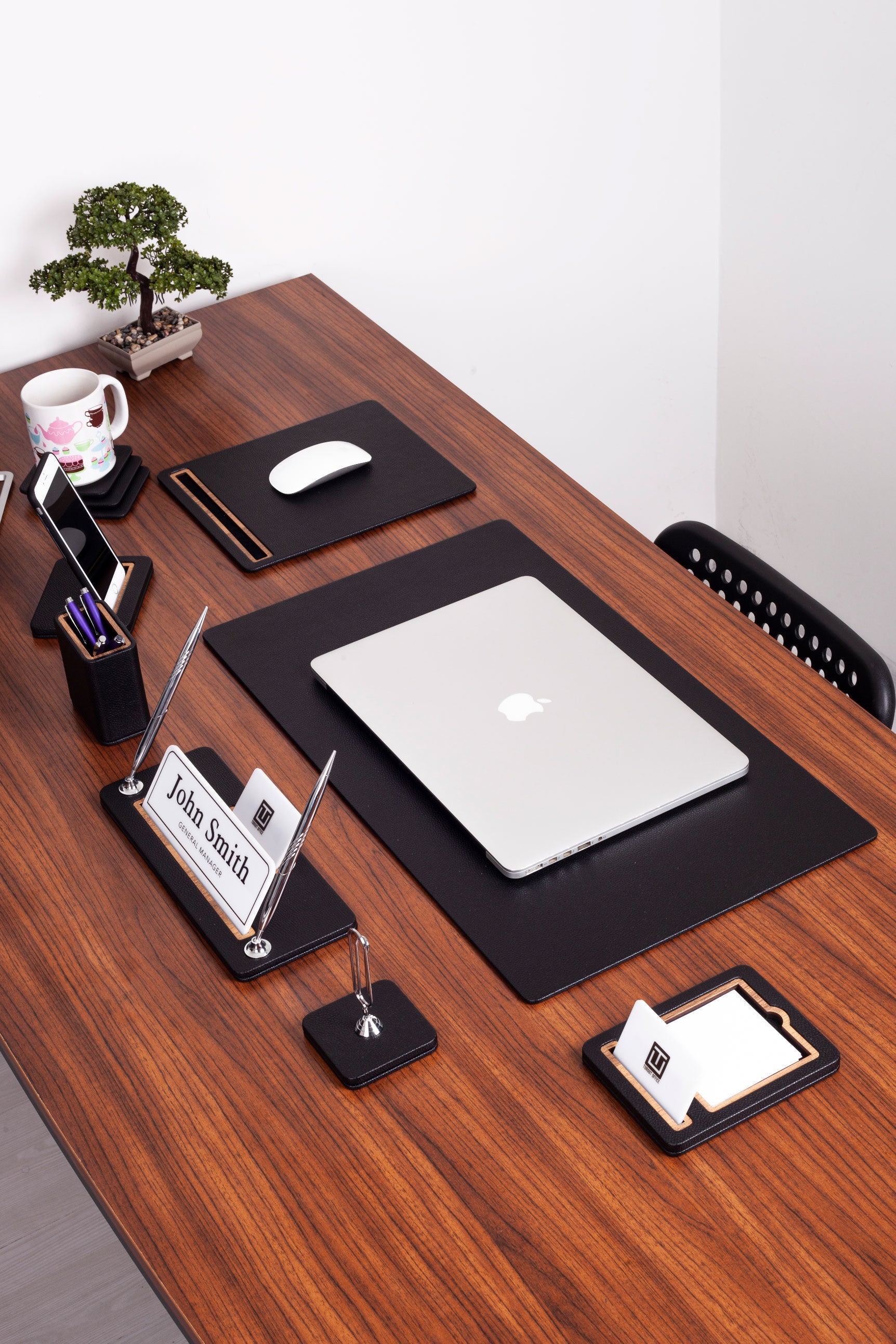 Capella Leather Desk Set 6 Pieces Desk with Nameplate