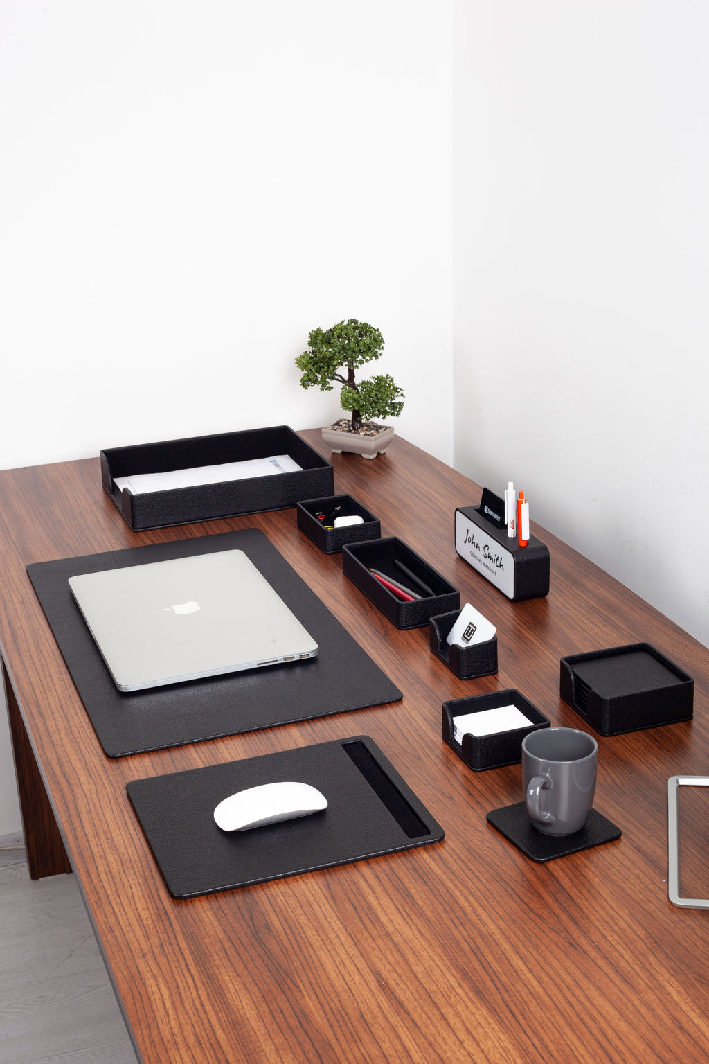 Oslo Leather Desk Set Black 10 Pieces