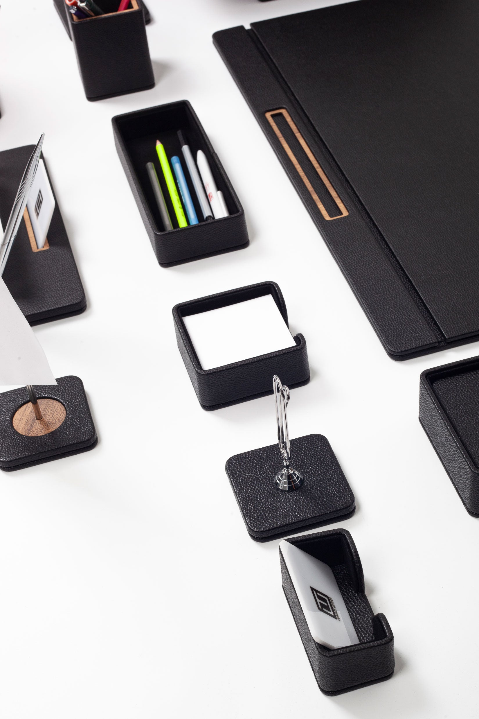 Capella Leather Desk Set Full Set