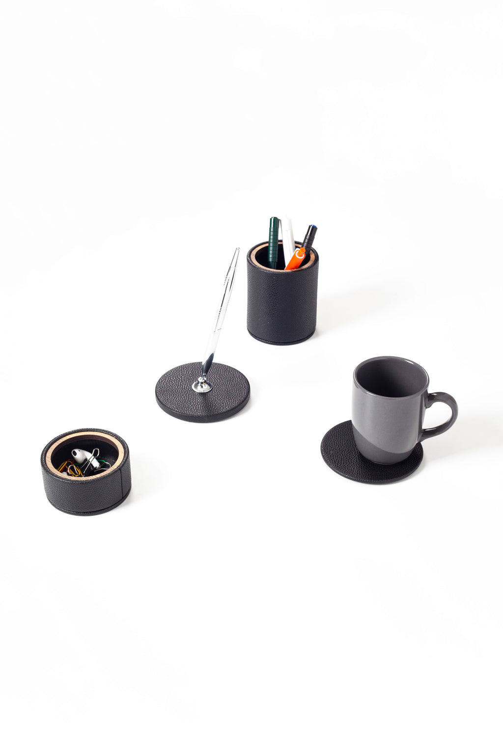 Polo Leather Desktop Set 4 Pieces Wooden Detailed Chrome Pen